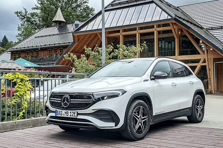 Mercedes-EQA