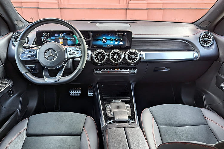 EQB 350 4MATIC Interieur