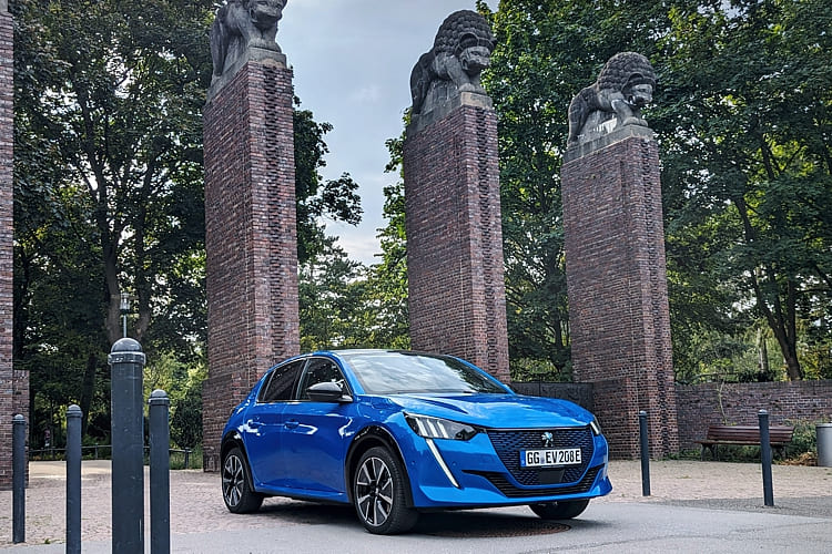 Peugeot e-208 GT Pack