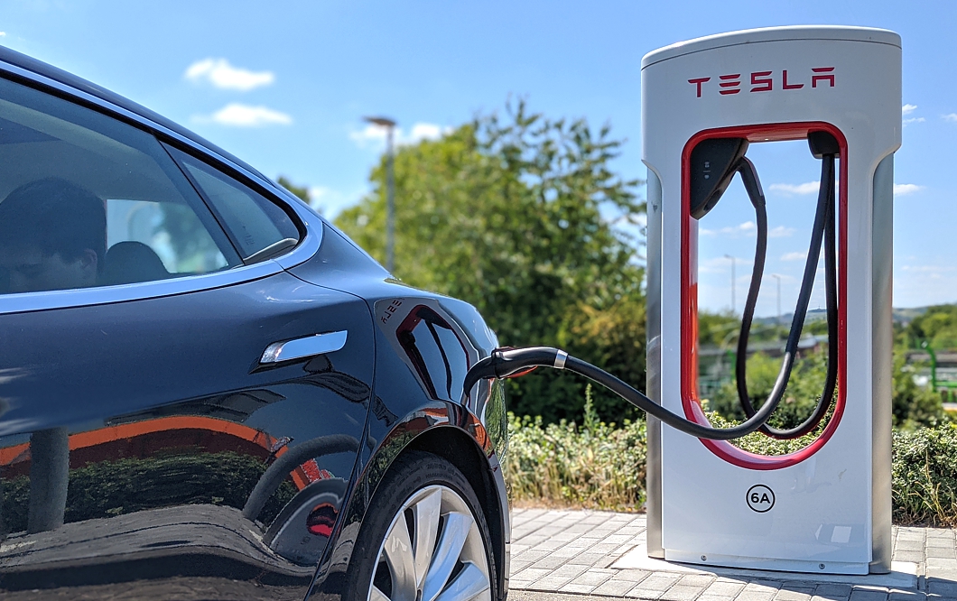 Kostenloses Supercharging Model S