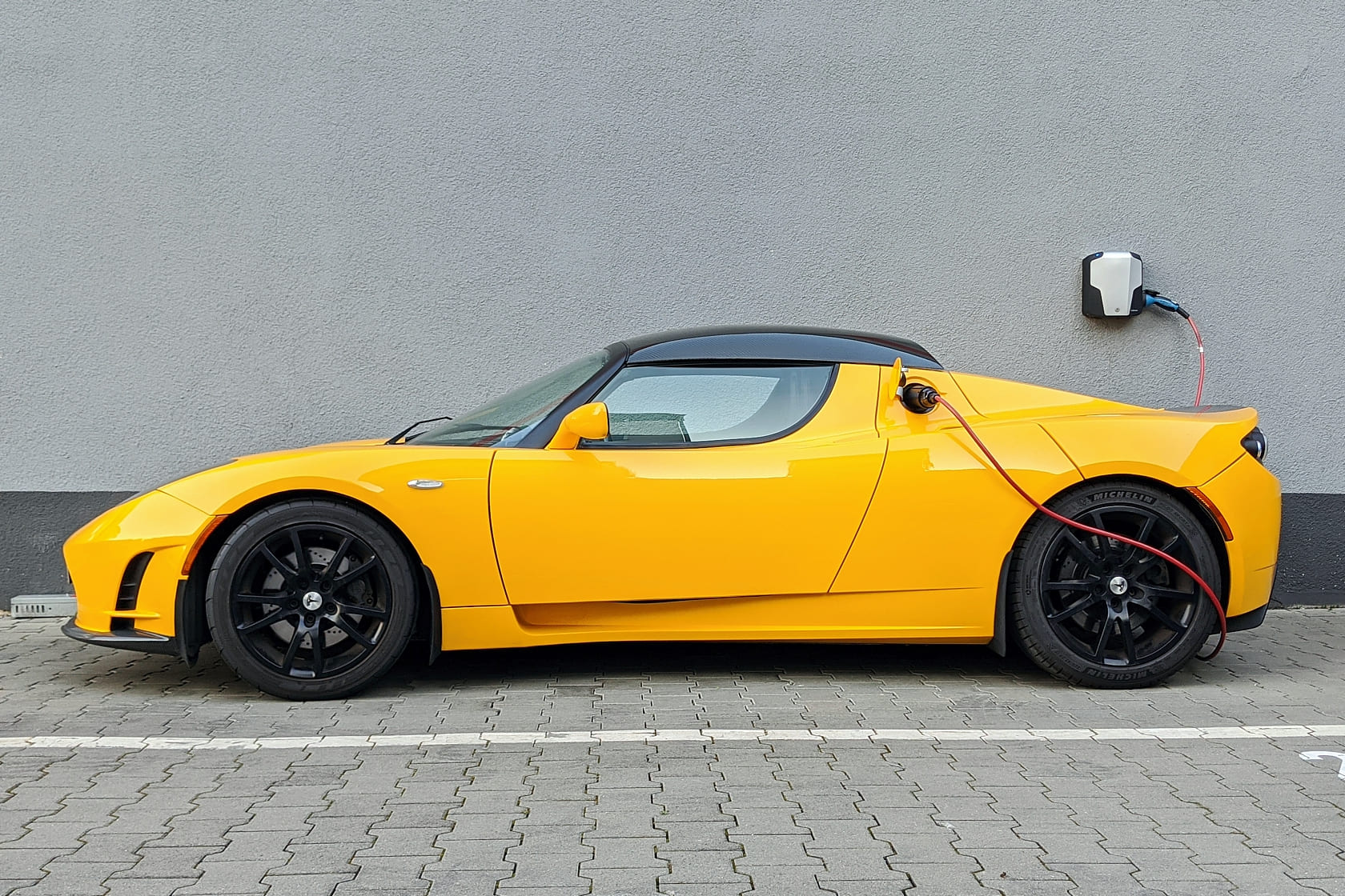 Tesla Roadster